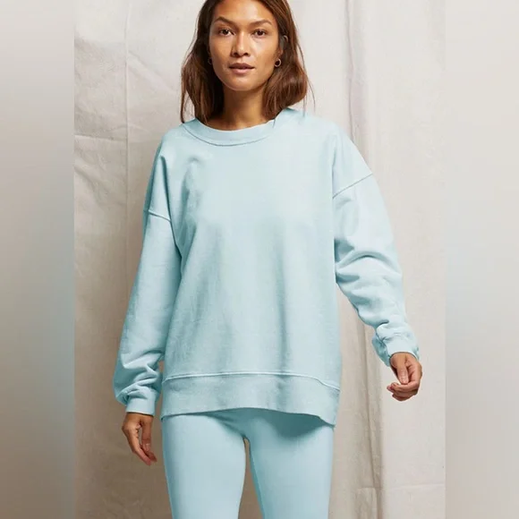 Perfect White Tee Saturday sweatshirt - Picture 4 of 4